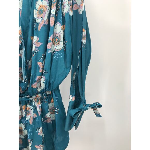Free People Teal Floral Peplum Dolman Bell Sleeve Blouse Size XS - Picture 4 of 7